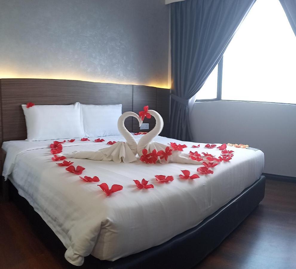 Grace Hotel Semporna Buitenkant foto